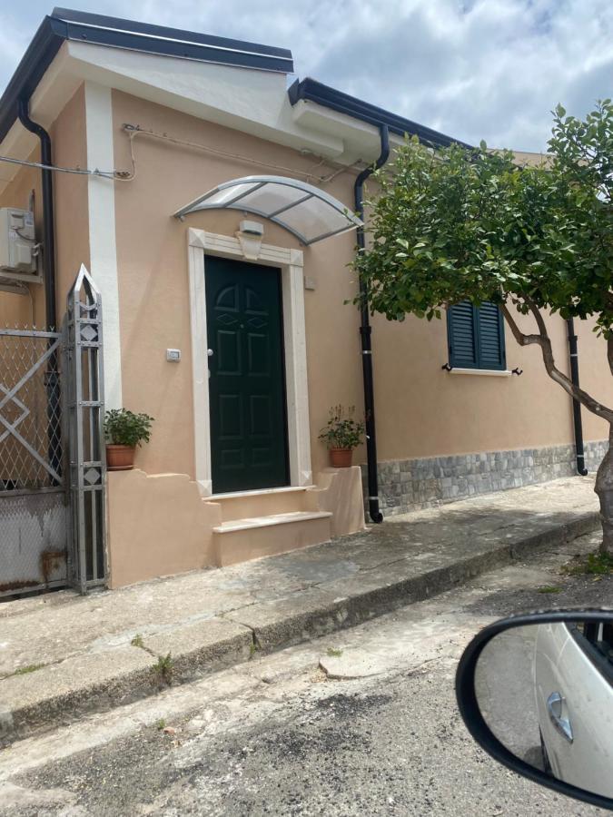 Appartamento Stanza per 2 persone da Antonio Parghelia Esterno foto